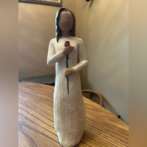 Willow tree figurine - Love - 9" tall girl with rose